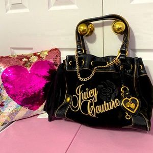 💞 Juicy Couture Terry Purse 💞 Chain included